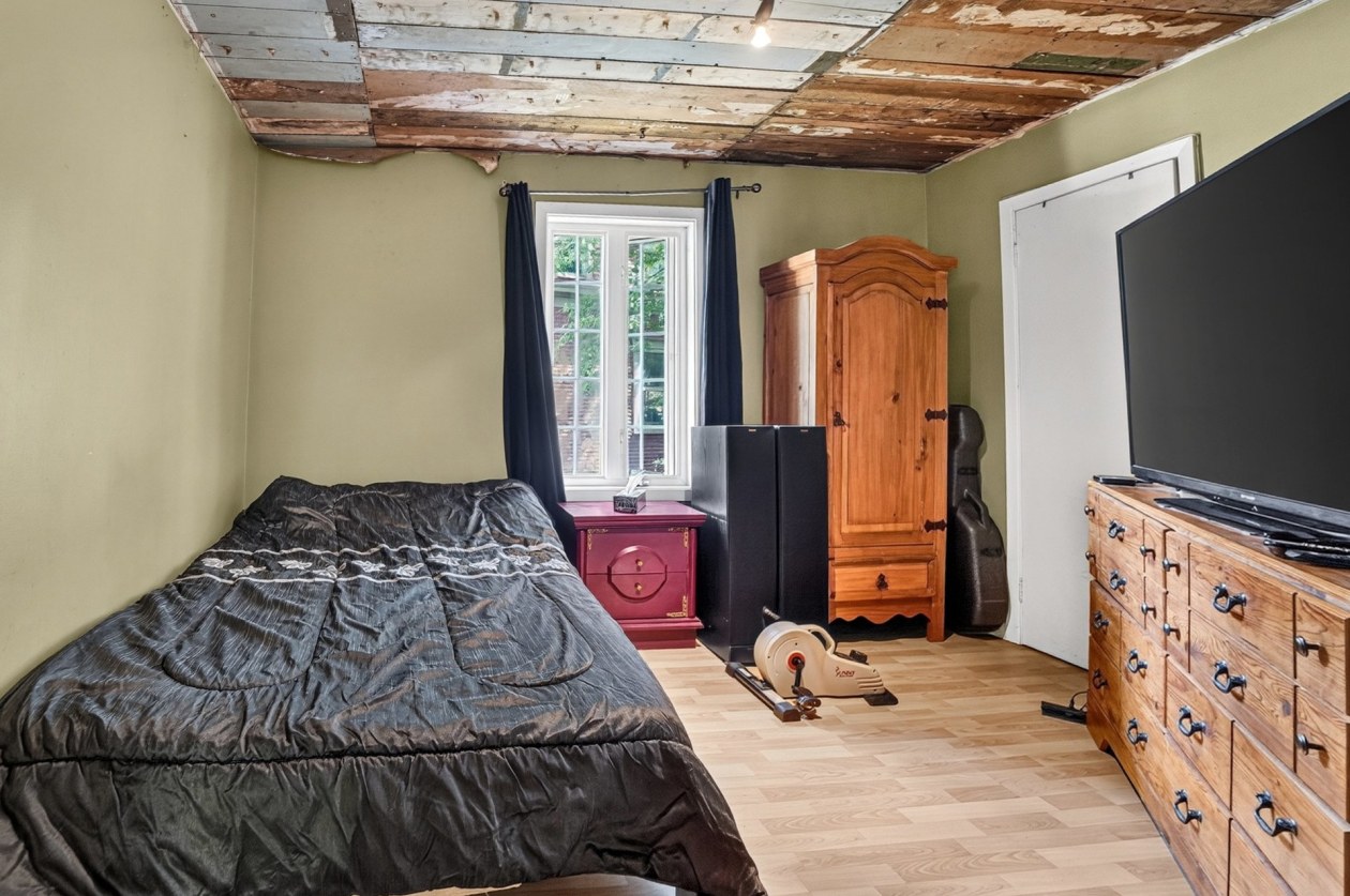 Chambre à coucher — 100 Rue Durand, Sainte-Émélie-de-l'Énergie