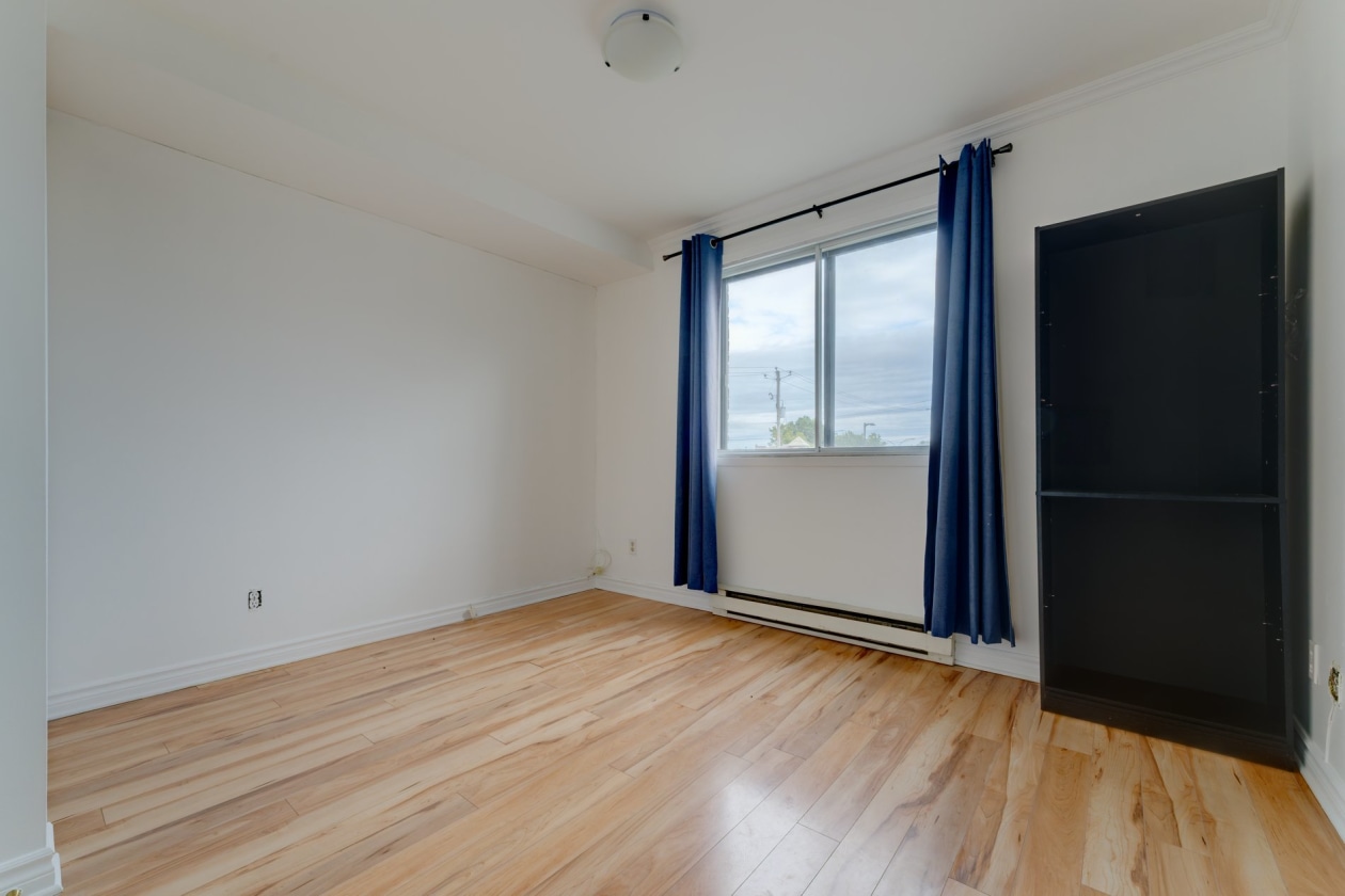 Chambre à coucher — 2335, Boul. Gaétan-Boucher, 303, Longueuil (Saint-Hubert), J3Y8C4, Longueuil (Saint-Hubert)
