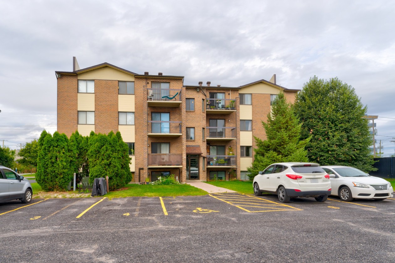 Face arrière — 2335, Boul. Gaétan-Boucher, 303, Longueuil (Saint-Hubert), J3Y8C4, Longueuil (Saint-Hubert)