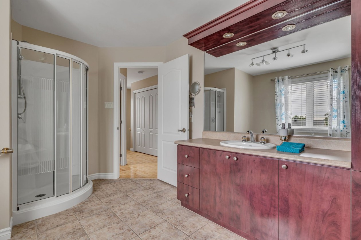 Salle de bains — 6519, Rue des Prismes, Québec (La Haute-Saint-Charles), G3E2E6, Québec (La Haute-Saint-Charles)