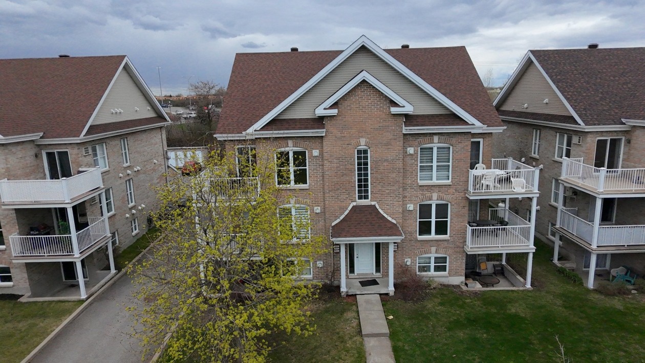Façade — 6338, Rue de l'Émérillon, Laval (Sainte-Rose), H7L6J4, Laval (Sainte-Rose)