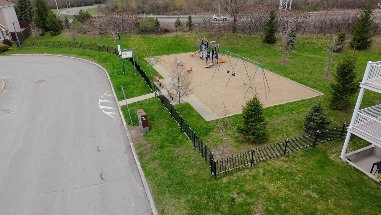 Photo aérienne — 6338, Rue de l'Émérillon, Laval (Sainte-Rose), H7L6J4, Laval (Sainte-Rose)