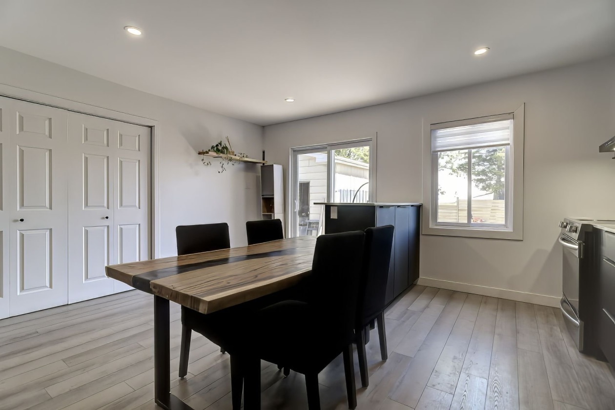 Salle à manger — 39 Rg St-Marc, Saint-Philippe