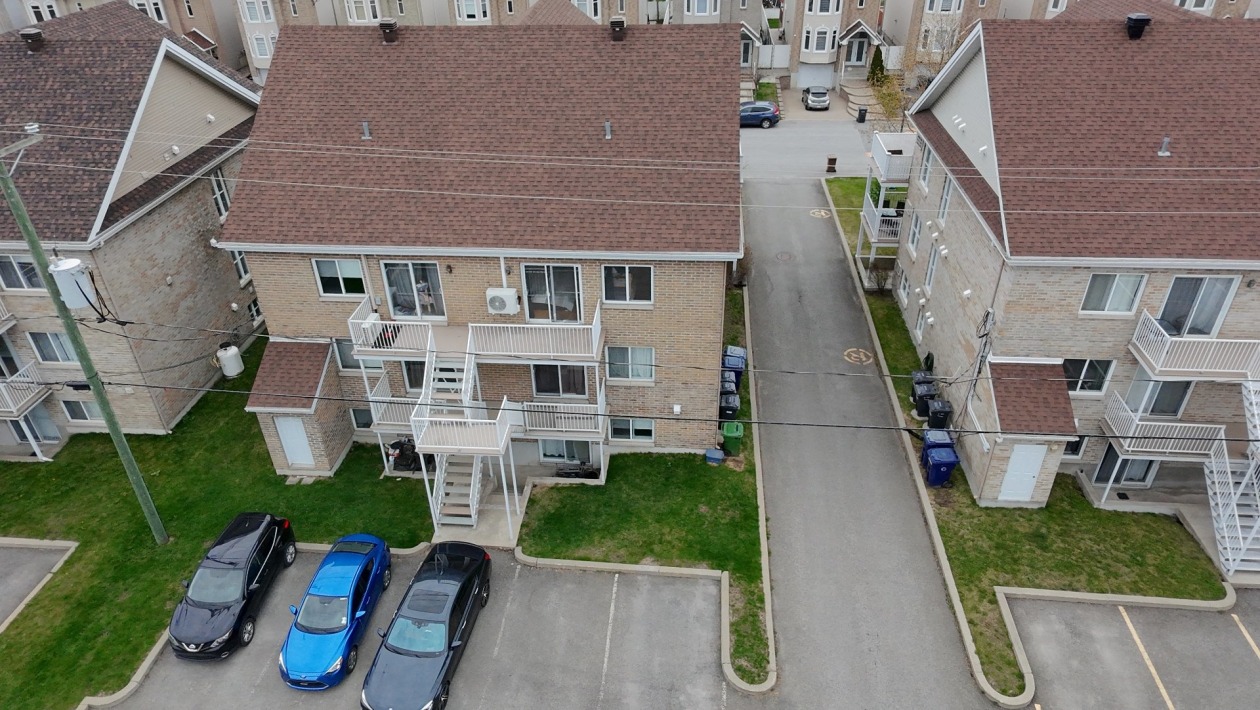 Photo aérienne — 6338, Rue de l'Émérillon, Laval (Sainte-Rose), H7L6J4, Laval (Sainte-Rose)