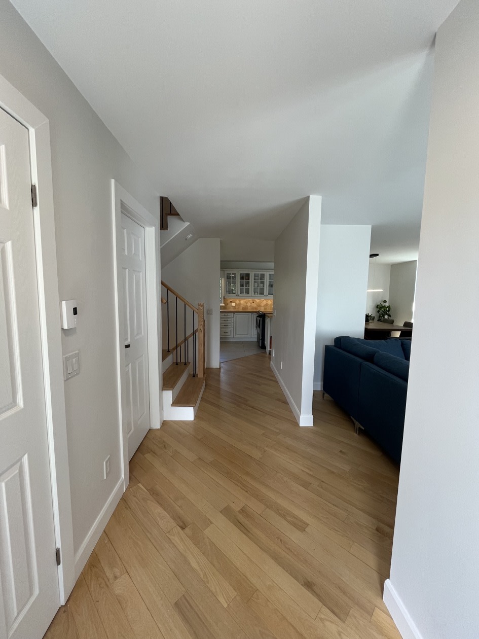 Hall d'entrée — 67 Rue Lafortune, Saint-Ignace-de-Loyola, J0K 2P0, Saint-Ignace-de-Loyola