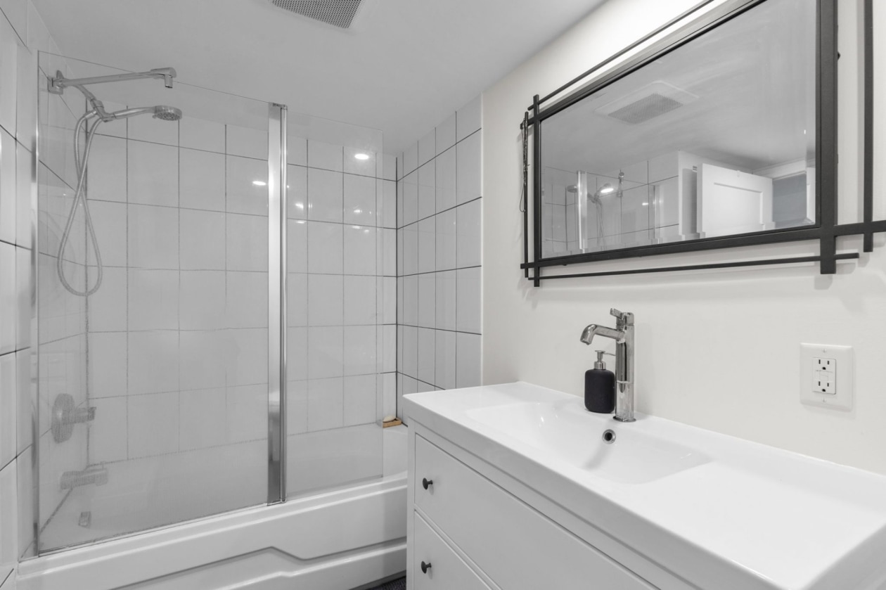 Salle de bains — 925, Boul. René-Lévesque E., 307, Montréal (Ville-Marie), H2L5B1, Montréal (Ville-Marie)