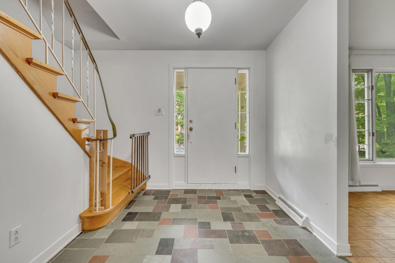 Hall d'entrée — 1359, Av. Gaspard-Fauteux, Québec (Sainte-Foy/Sillery/Cap-Rouge), G1T2E1, Québec (Sainte-Foy/Sillery/Cap-Rouge)