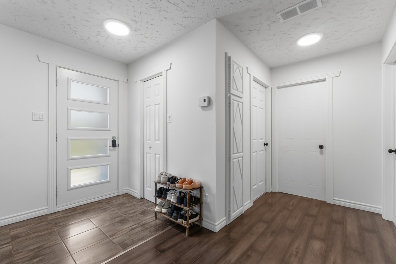 Hall d'entrée — 408, Mtée Morel, Sainte-Anne-des-Plaines, J5N2T9, Sainte-Anne-des-Plaines