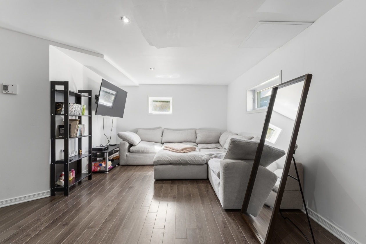 Salle familiale — 408, Mtée Morel, Sainte-Anne-des-Plaines, J5N2T9, Sainte-Anne-des-Plaines