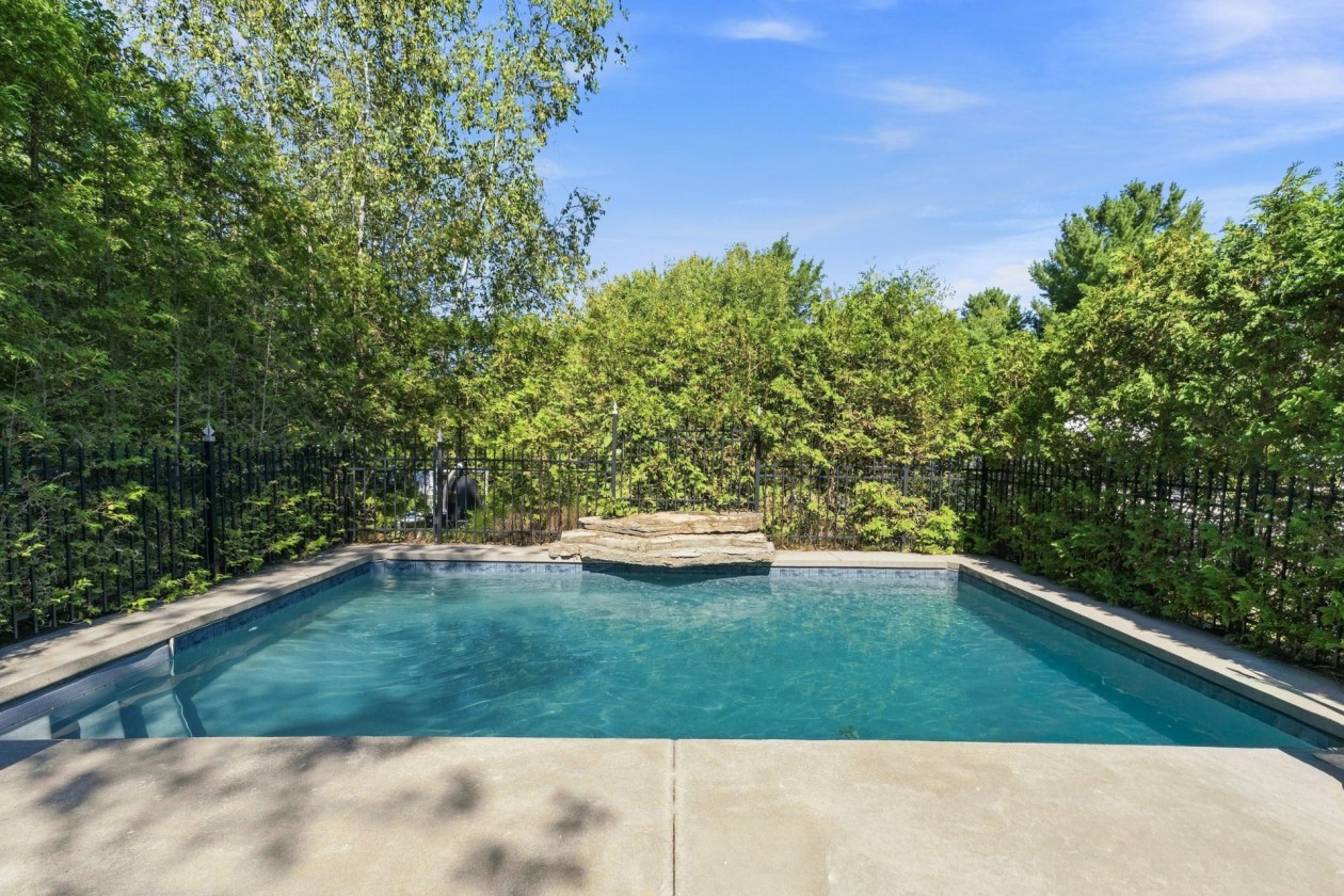 Piscine — 408, Mtée Morel, Sainte-Anne-des-Plaines, J5N2T9, Sainte-Anne-des-Plaines