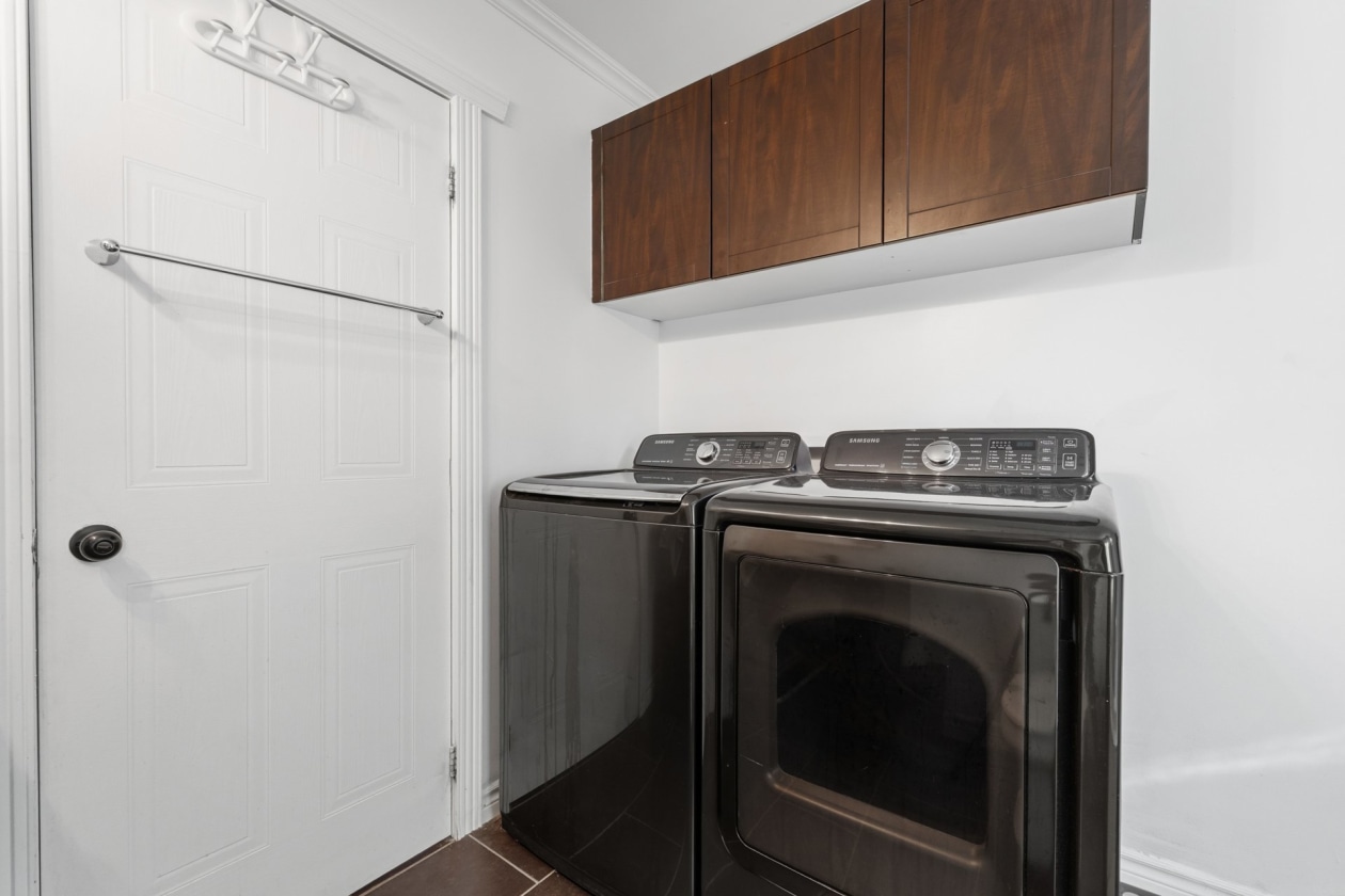 Salle de lavage — 408, Mtée Morel, Sainte-Anne-des-Plaines, J5N2T9, Sainte-Anne-des-Plaines