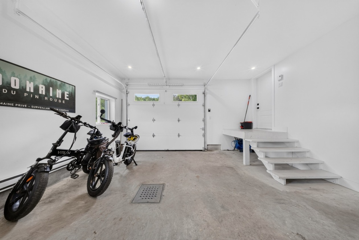 Garage — 1711, Ch. Lévesque, Coaticook, J1A2S4, Coaticook