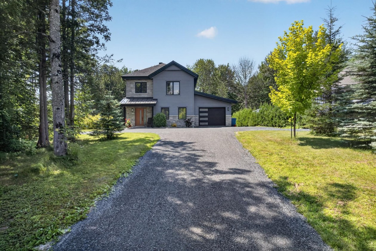 Façade — 490, Av. des Oréades, Magog, J1X0B1, Magog