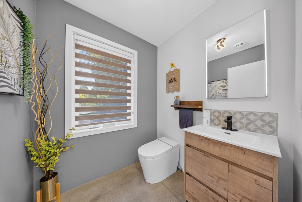Salle d'eau — 490, Av. des Oréades, Magog, J1X0B1, Magog