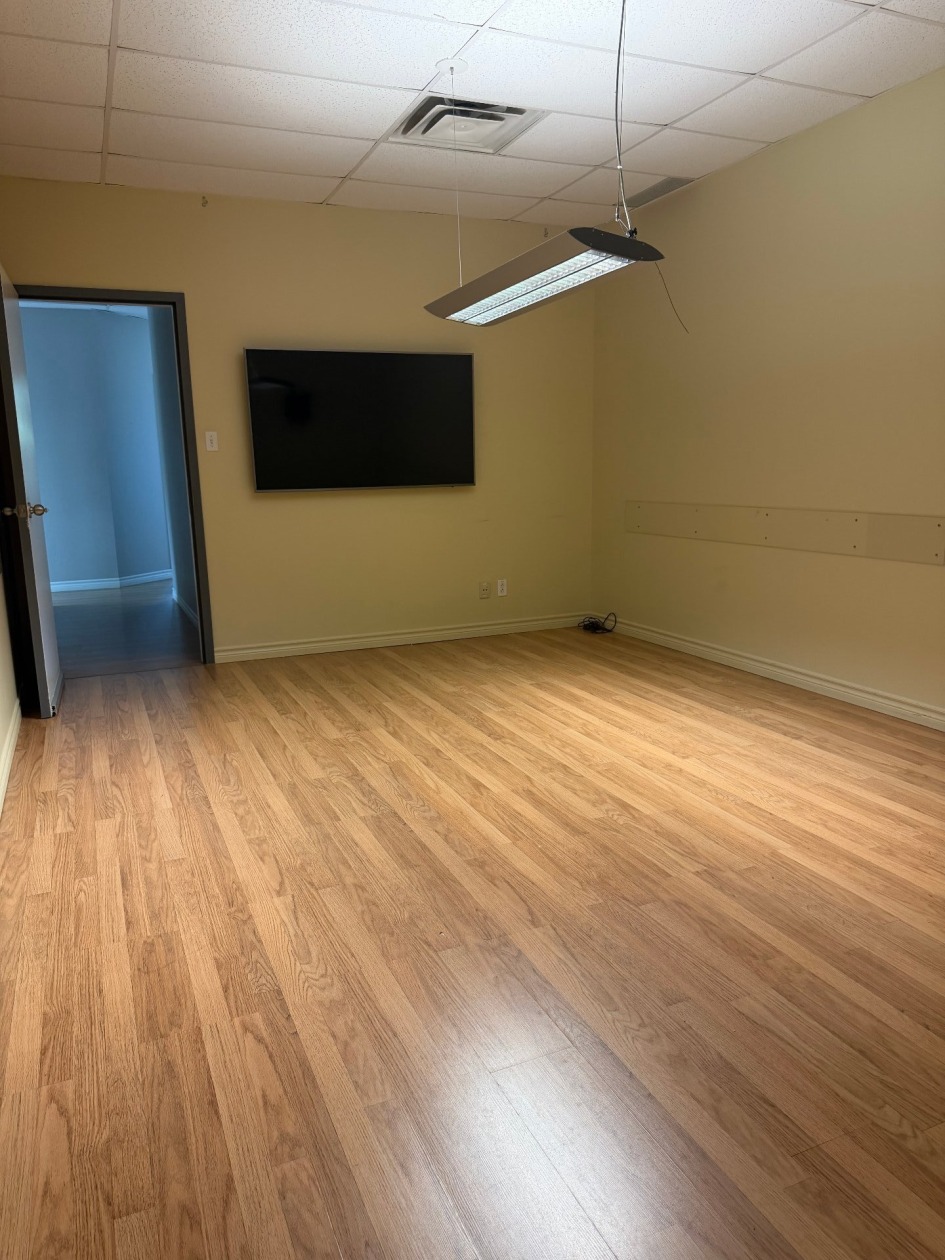 Photo 6 — 1005 Boul. Curé-Poirier O., Longueuil