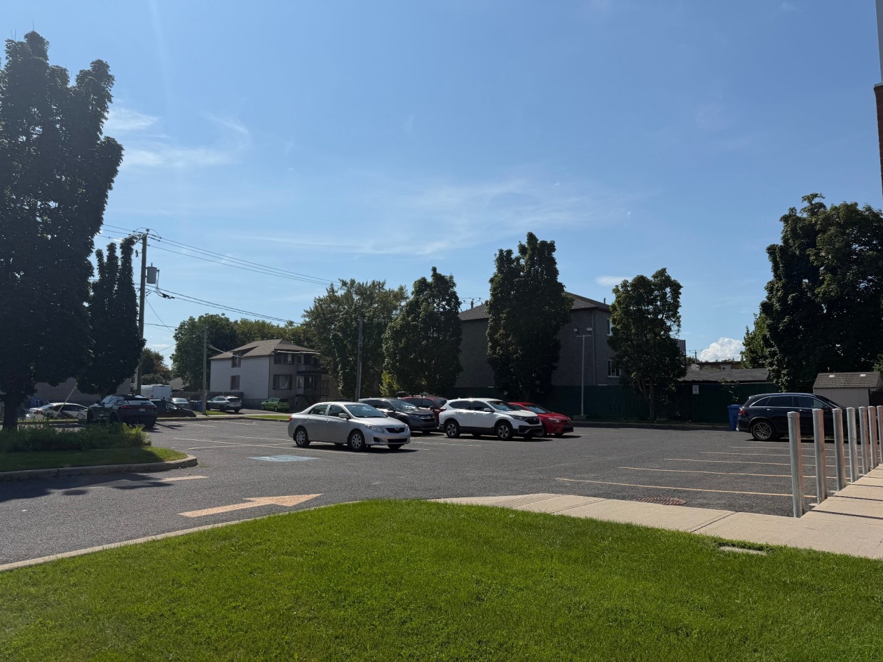 Photo 14 — 1005 Boul. Curé-Poirier O., Longueuil