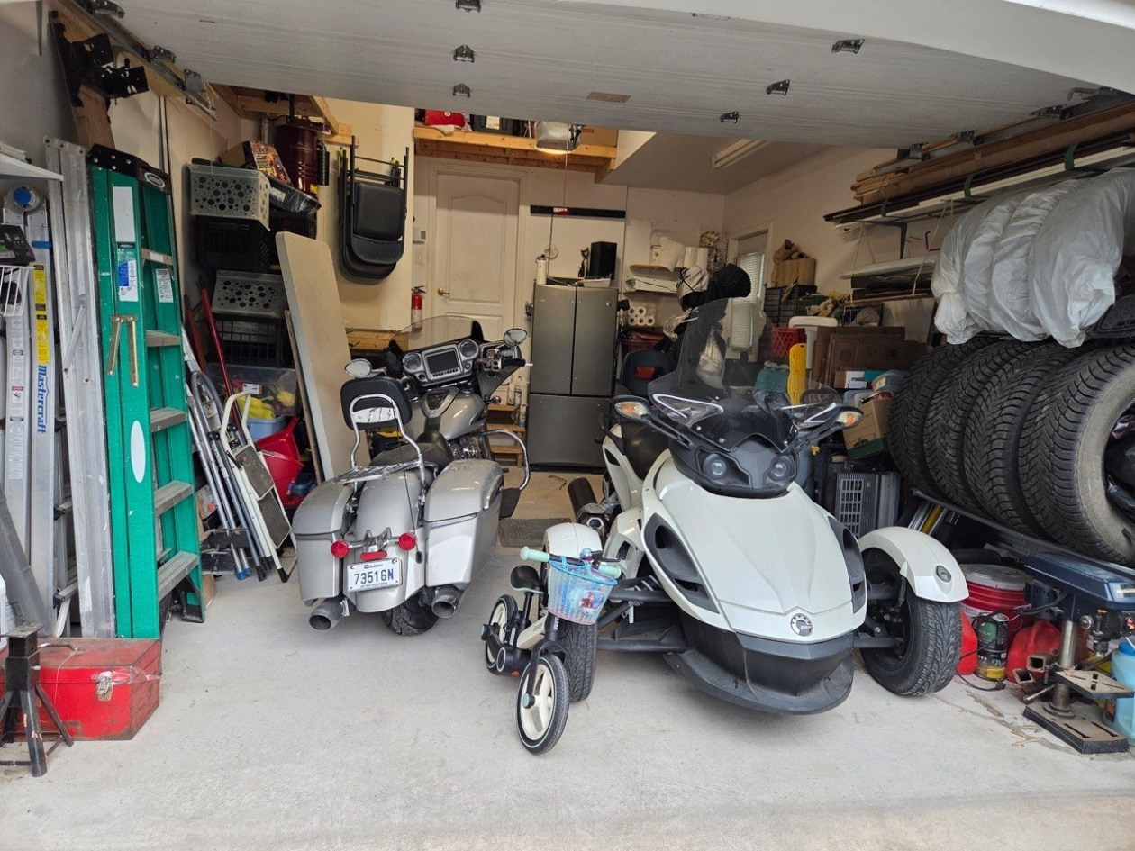 Garage — 332, Rue Hector, Laval (Fabreville), H7P5T3, Laval (Fabreville)