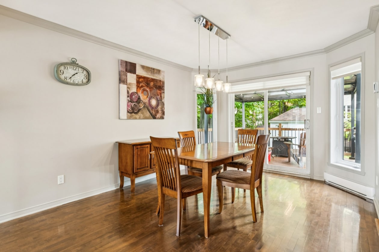 Salle à manger — 332, Rue Hector, Laval (Fabreville), H7P5T3, Laval (Fabreville)