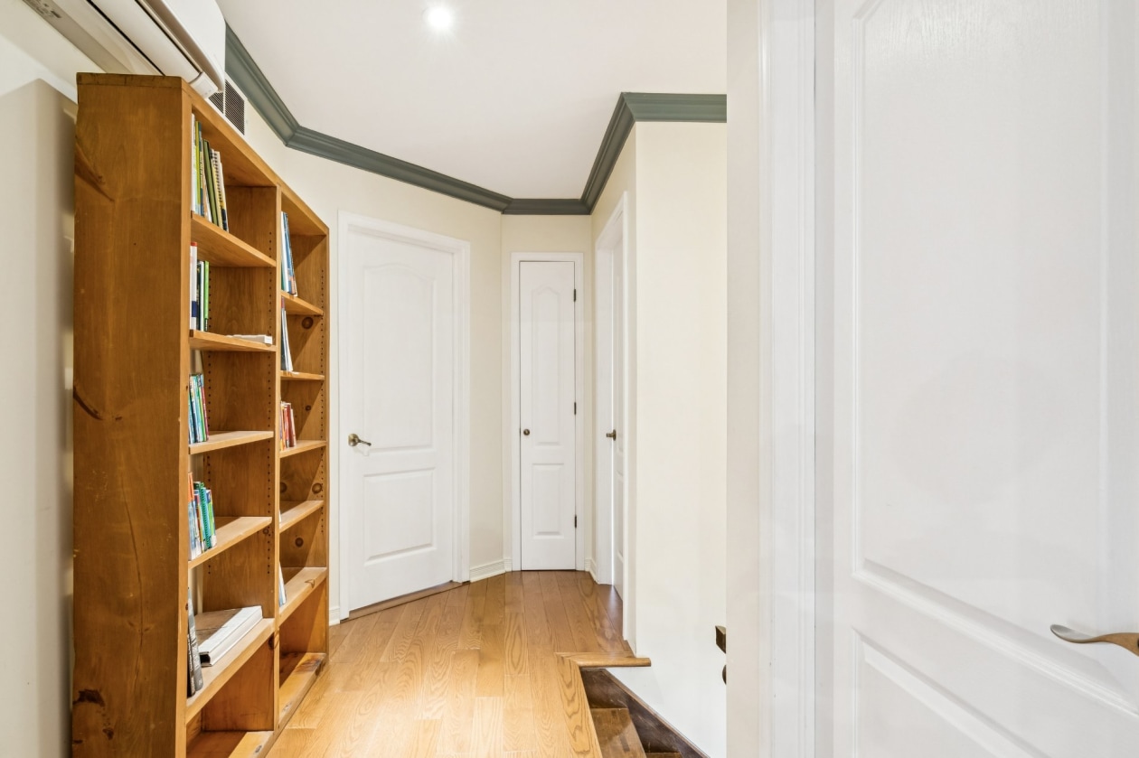 Corridor — 332, Rue Hector, Laval (Fabreville), H7P5T3, Laval (Fabreville)