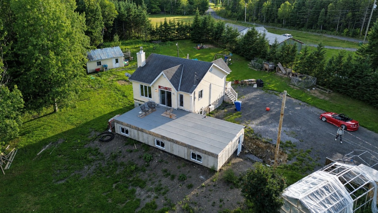 Façade — 5, Ch. du Lac-Hudon, Saint-Marcellin, G0K1R0, Saint-Marcellin
