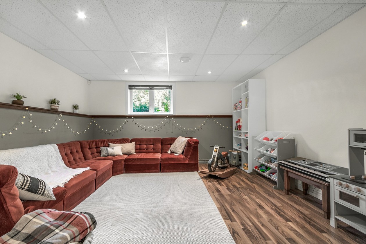 Salle familiale — 350, Rue Delage, Québec (La Haute-Saint-Charles), G3G1H6, Québec (La Haute-Saint-Charles)