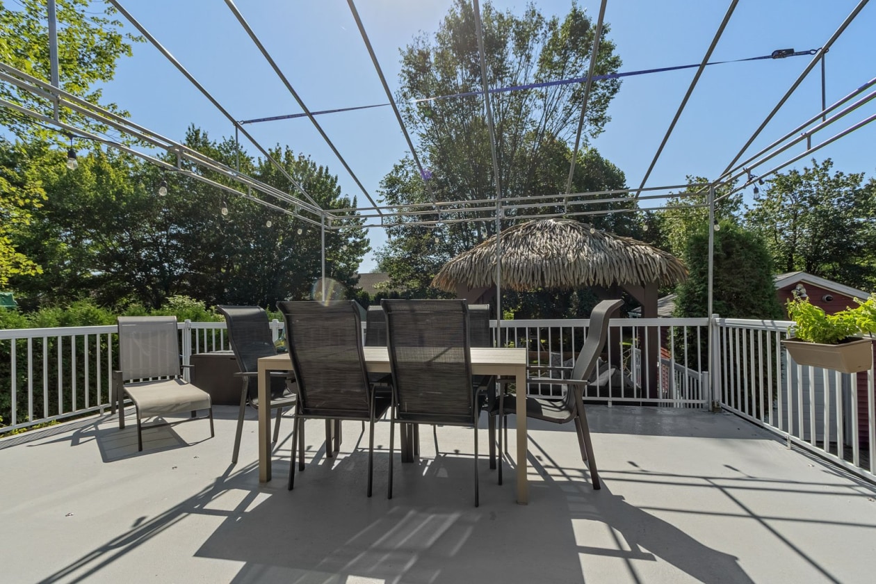 Terrasse — 350, Rue Delage, Québec (La Haute-Saint-Charles), G3G1H6, Québec (La Haute-Saint-Charles)