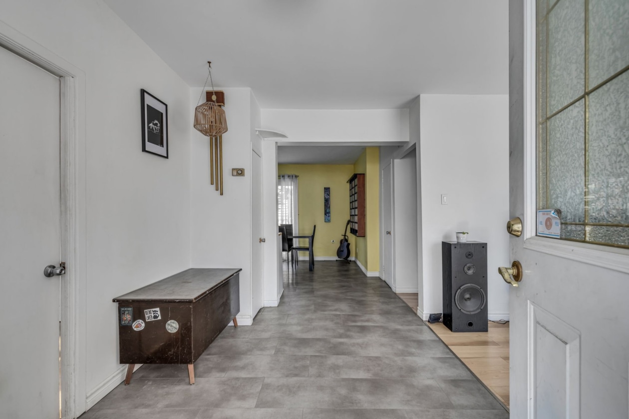 Hall d'entrée — 5221, Rue St-Georges, Lévis (Desjardins), G6V4P1, Lévis (Desjardins)