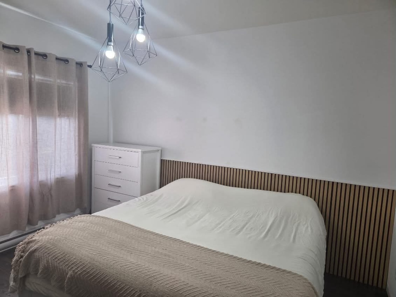 Chambre à coucher principale — 3944, Rue de la Fabrique, 2, Saguenay (Jonquière), G7X3N4, Saguenay (Jonquière)