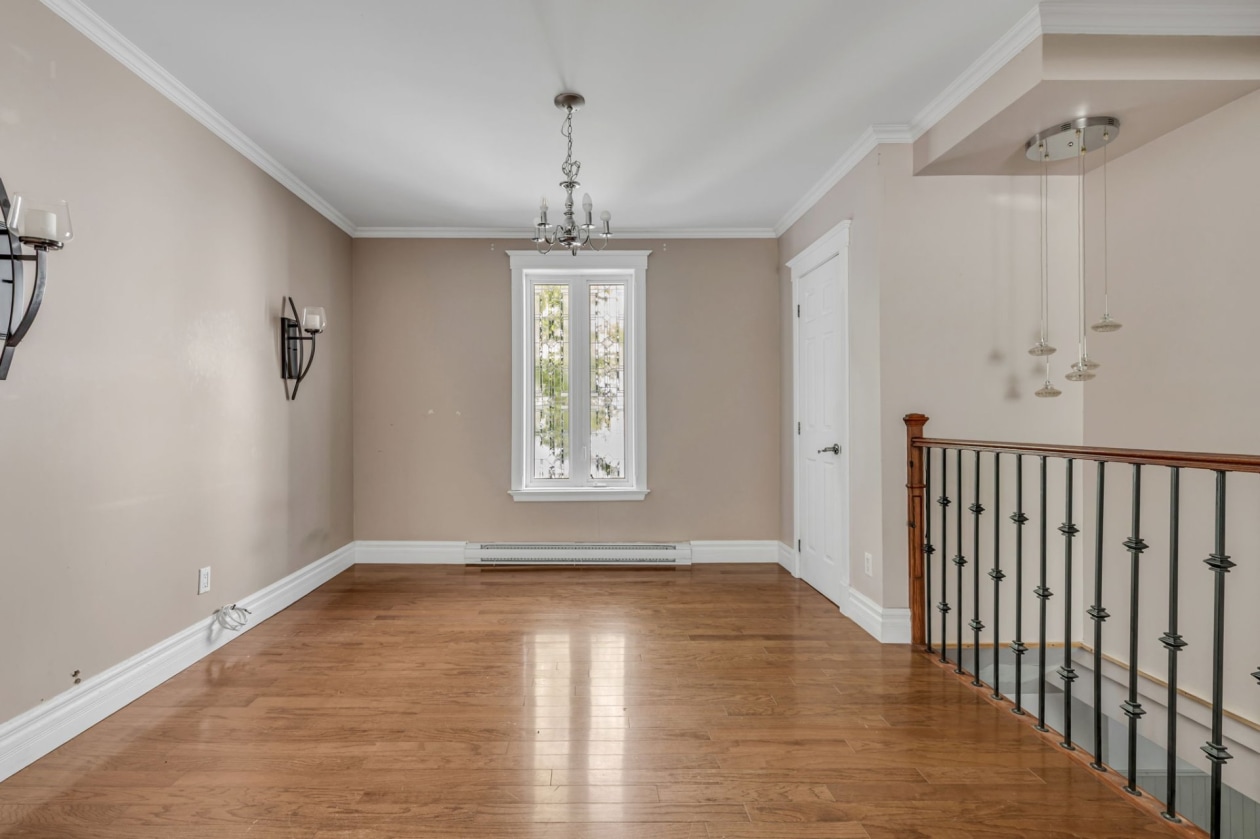 Salle à manger — 3501 - 3503, Boul. Monseigneur-Gauthier, Québec (Beauport), G1E2X1, Québec (Beauport)