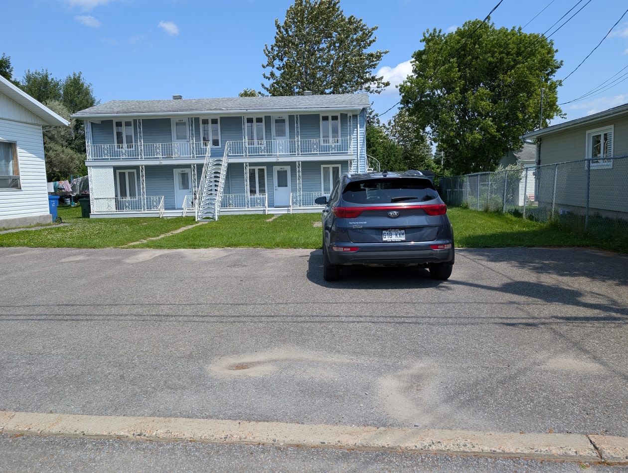 1813 Rue Fréchette — photo 2