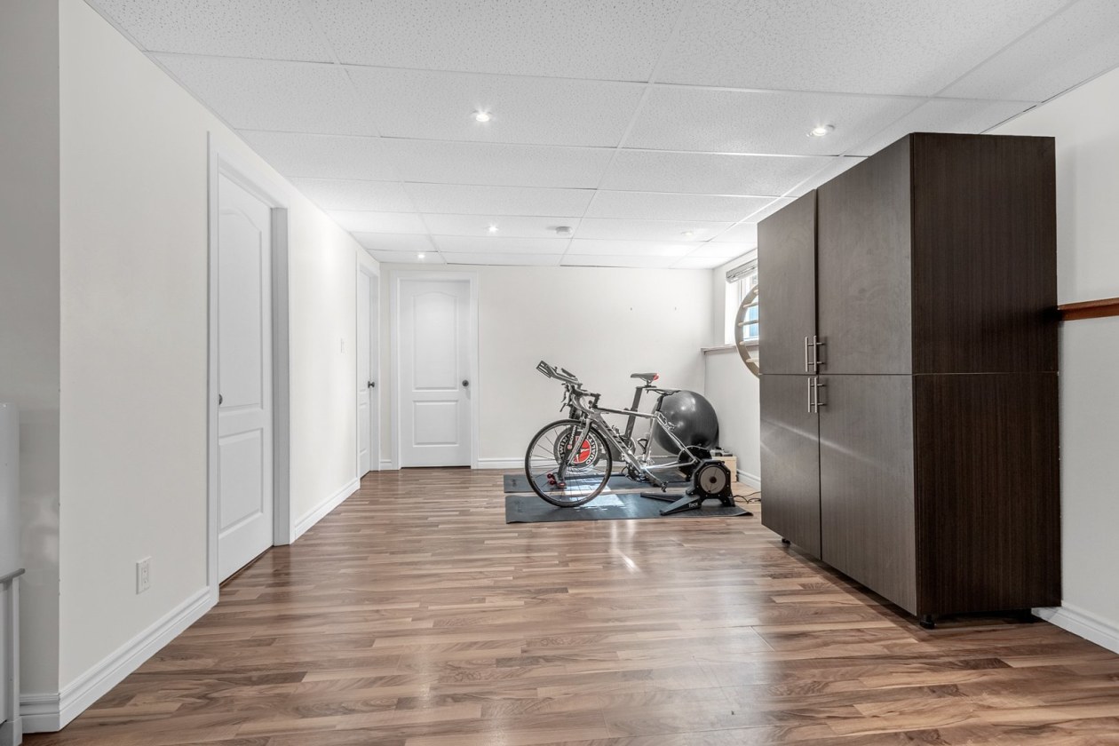 Salle familiale — 350, Rue Delage, Québec (La Haute-Saint-Charles), G3G1H6, Québec (La Haute-Saint-Charles)