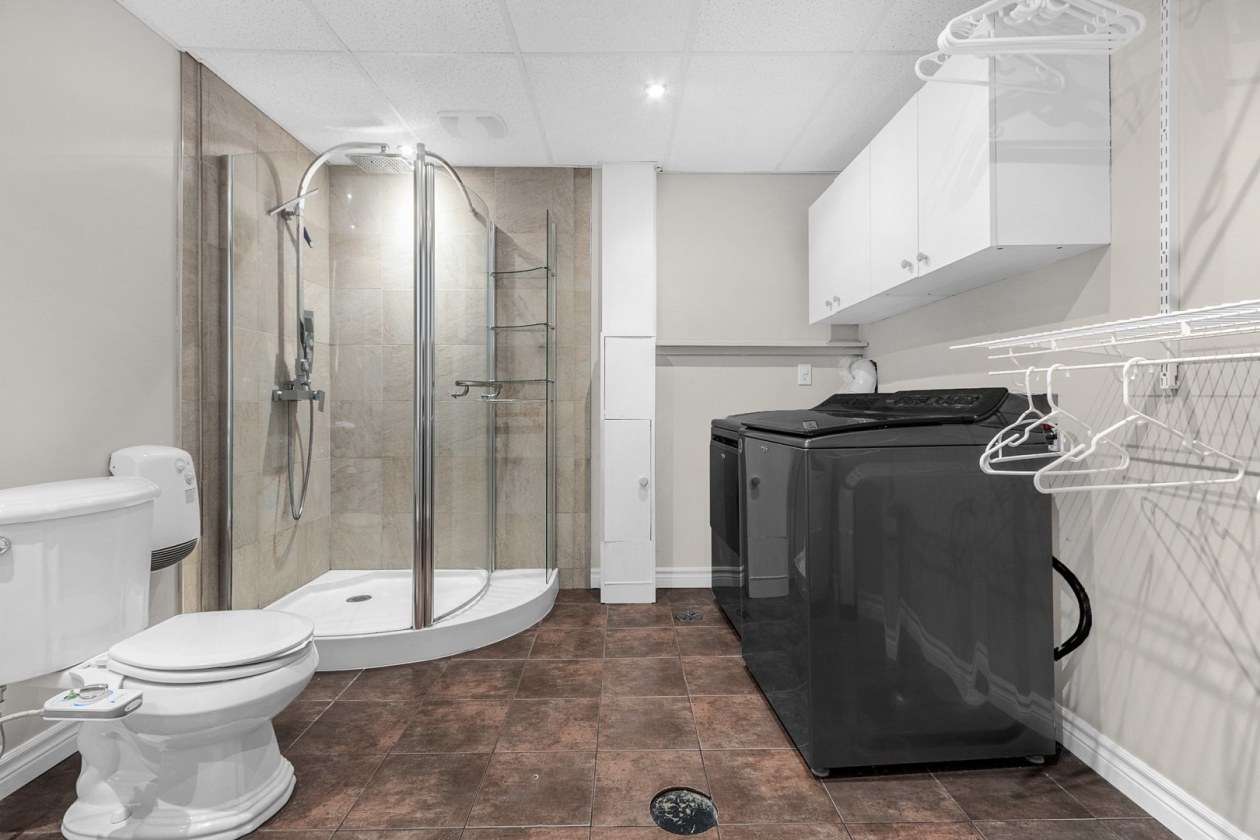 Salle de bains — 350, Rue Delage, Québec (La Haute-Saint-Charles), G3G1H6, Québec (La Haute-Saint-Charles)