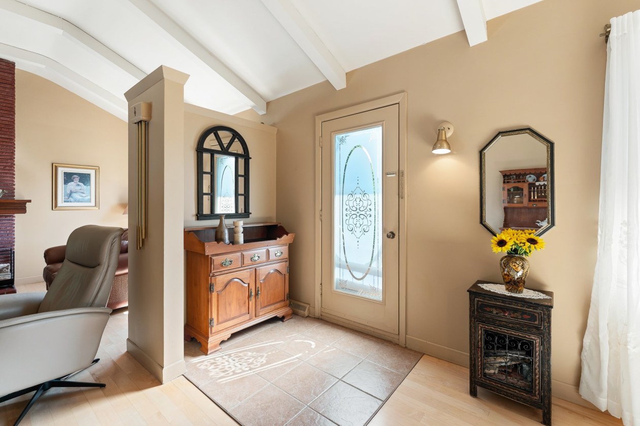 Hall d'entrée — 380, Rue Cartier, Granby, J2G5B2, Granby