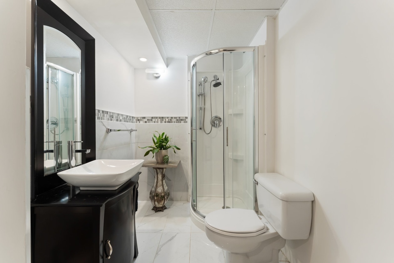 Salle de bains — 380, Rue Cartier, Granby, J2G5B2, Granby