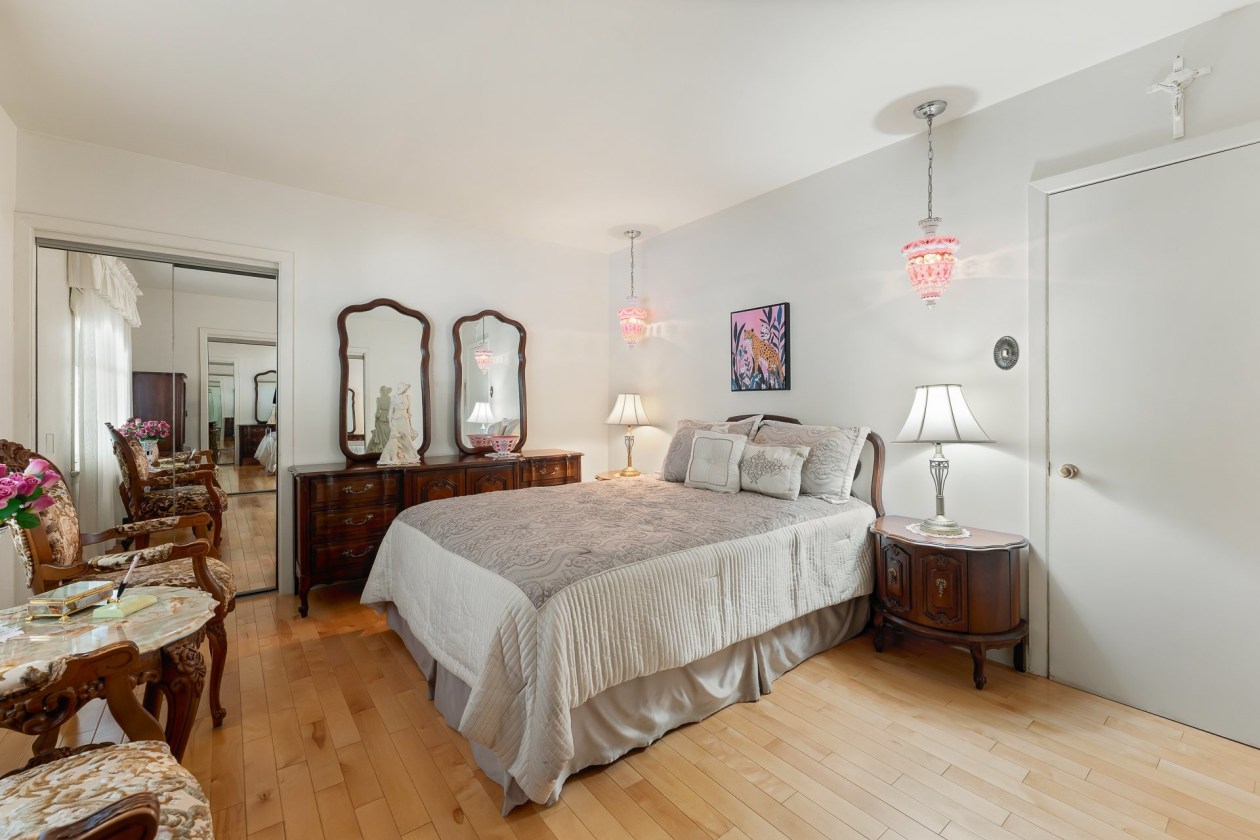 Chambre à coucher principale — 380, Rue Cartier, Granby, J2G5B2, Granby