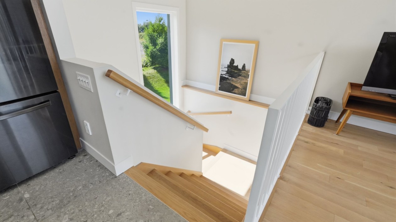 Escalier — 1742, Av. Royale, Saint-Ferréol-les-Neiges, G0A3R0, Saint-Ferréol-les-Neiges
