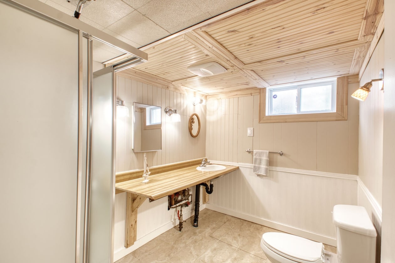 Salle de bains — 551, Rue La Fontaine, Sherbrooke (Fleurimont), J1G1G4, Sherbrooke (Fleurimont)