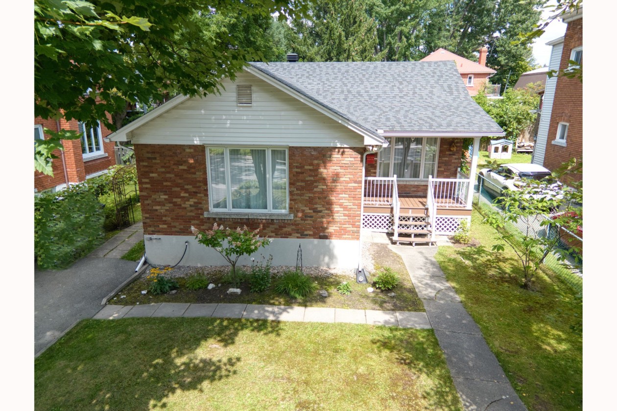 Façade — 551, Rue La Fontaine, Sherbrooke (Fleurimont), J1G1G4, Sherbrooke (Fleurimont)