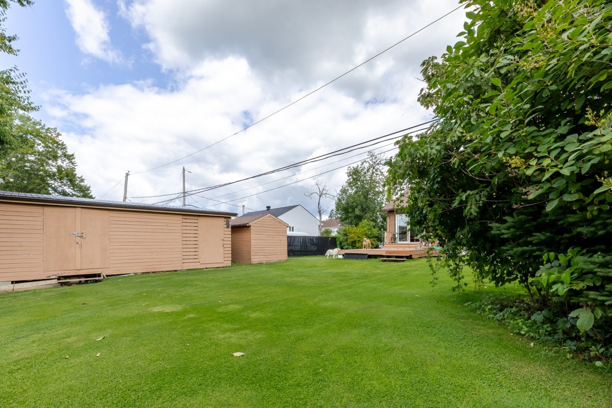 Cour — 12, Rue Juchereau, Sainte-Catherine-de-la-Jacques-Cartier, G3N0Z4, Sainte-Catherine-de-la-Jacques-Cartier