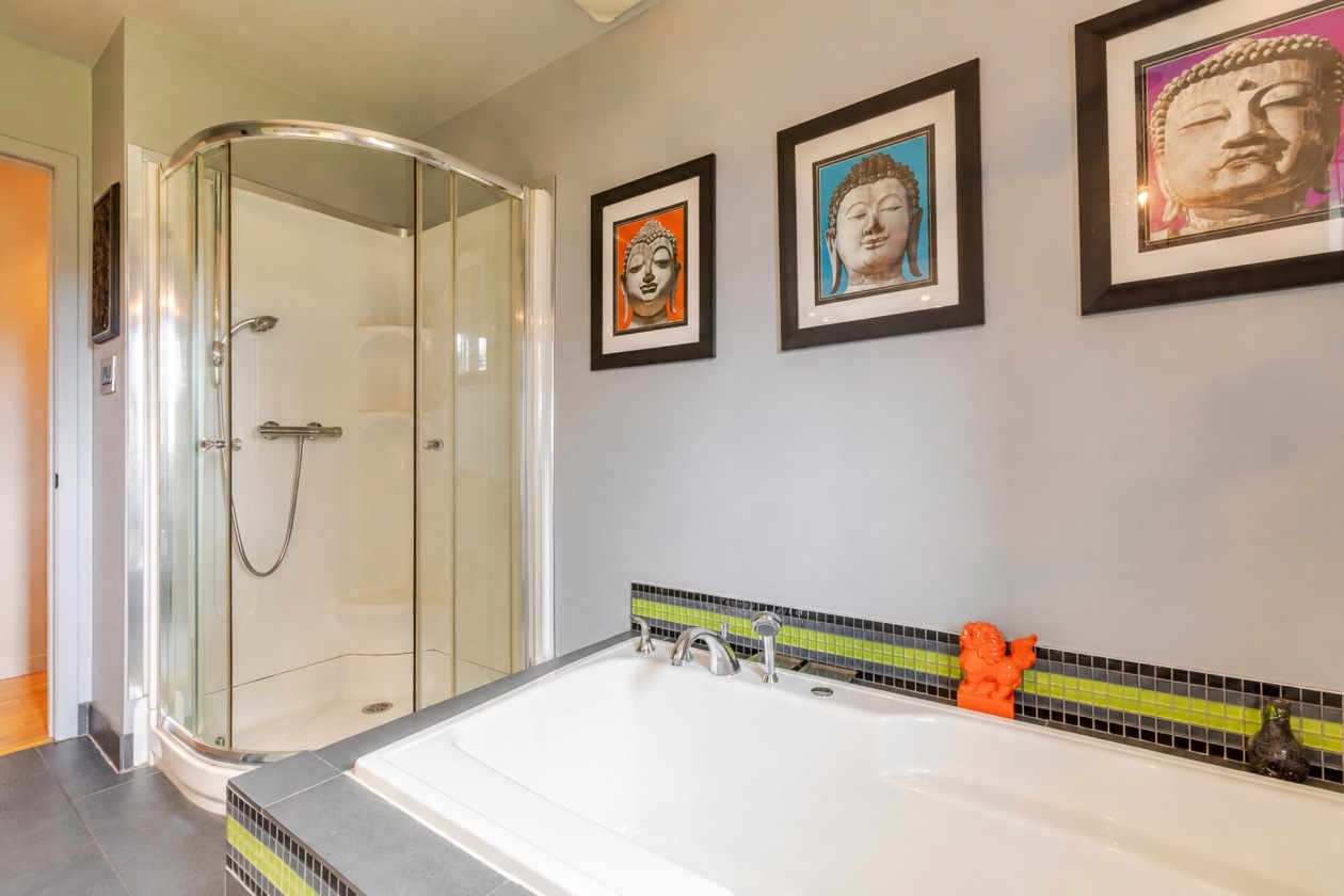 Salle de bains — 12, Rue Juchereau, Sainte-Catherine-de-la-Jacques-Cartier, G3N0Z4, Sainte-Catherine-de-la-Jacques-Cartier