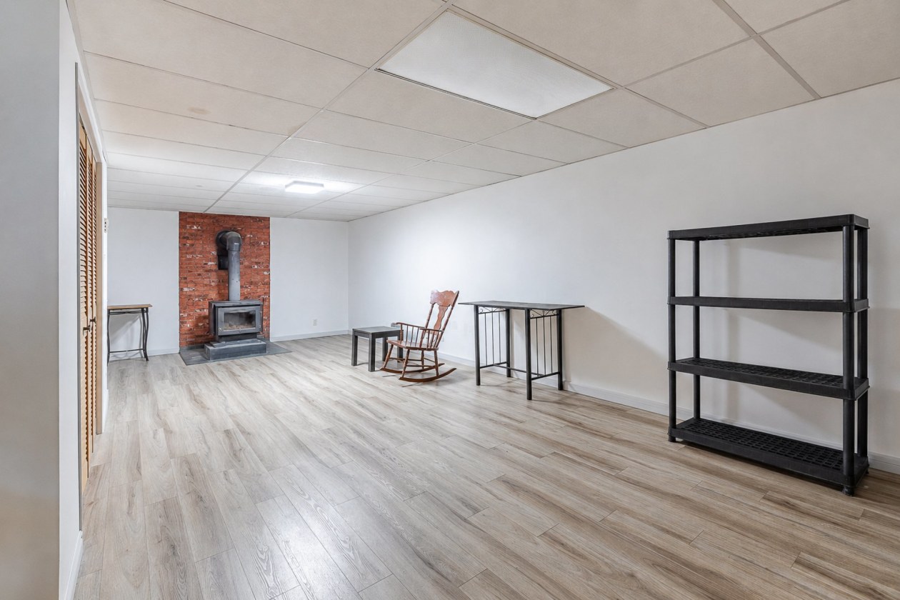 Salle familiale — 12, Rue Juchereau, Sainte-Catherine-de-la-Jacques-Cartier, G3N0Z4, Sainte-Catherine-de-la-Jacques-Cartier
