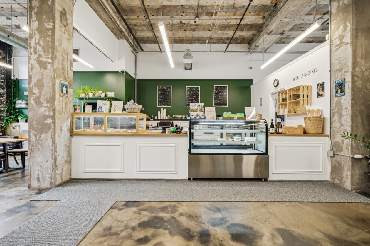 Hall d'entrée — 755 Rue Berri, Montréal