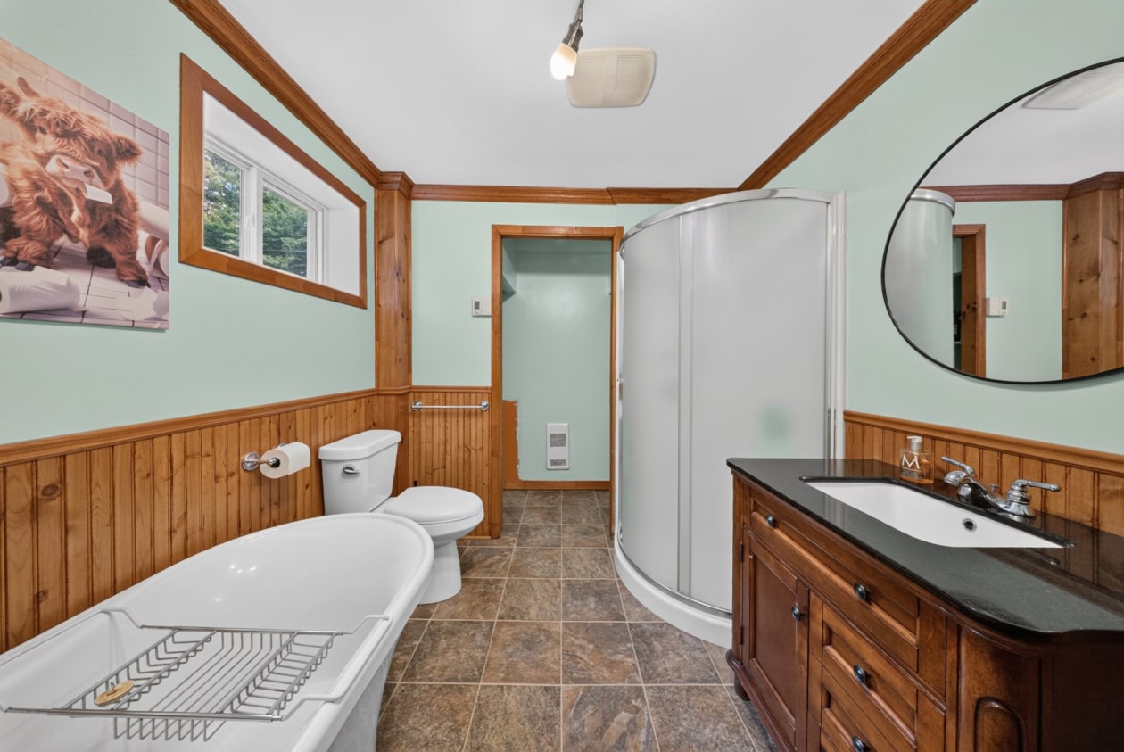 Salle de bains — 2321, 4e Rang, Saint-Hugues, J0H1N0, Saint-Hugues