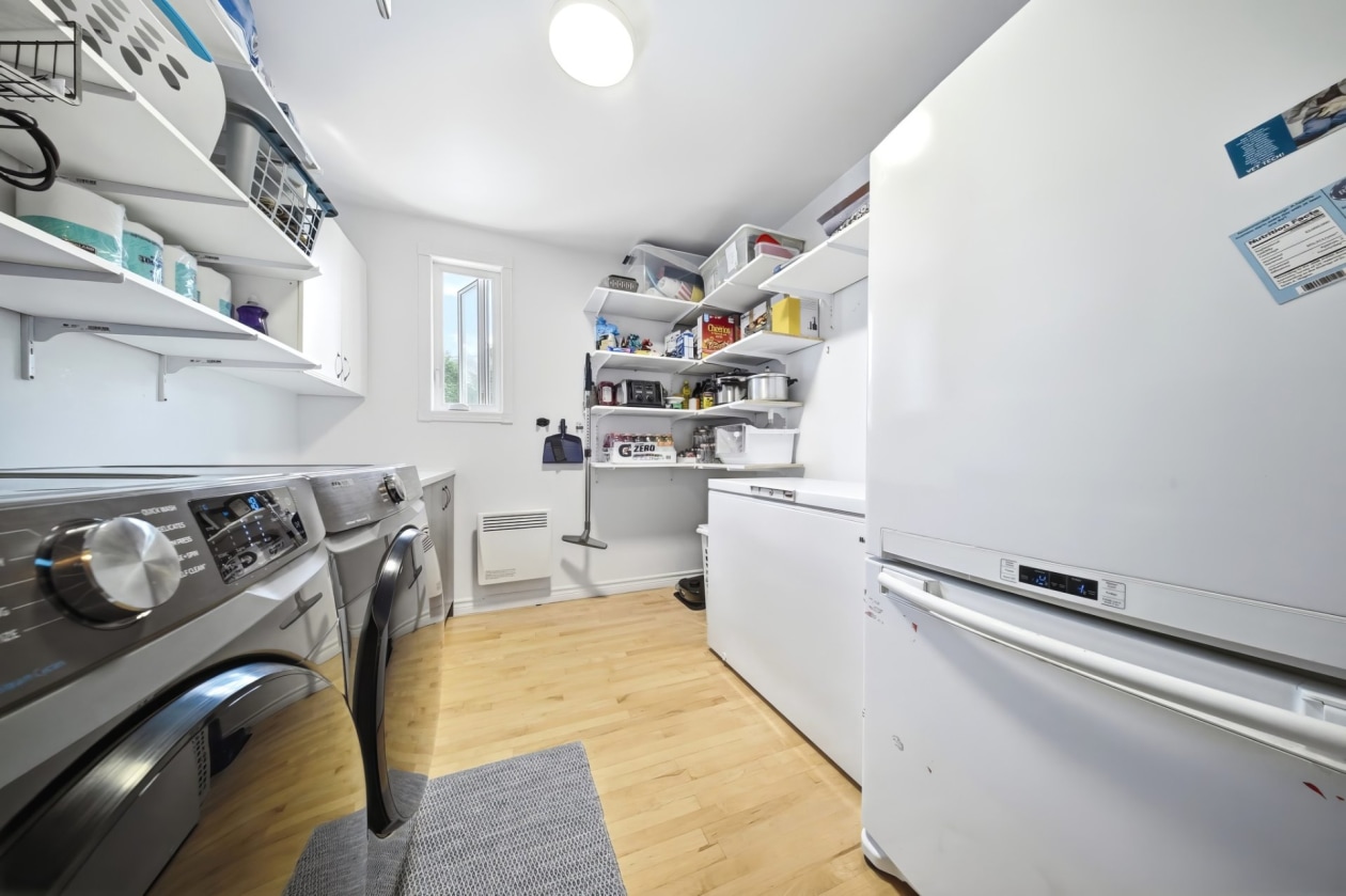 Salle de lavage — 1718, Rue des Hérons, Saguenay (Chicoutimi), G7H7M5, Saguenay (Chicoutimi)