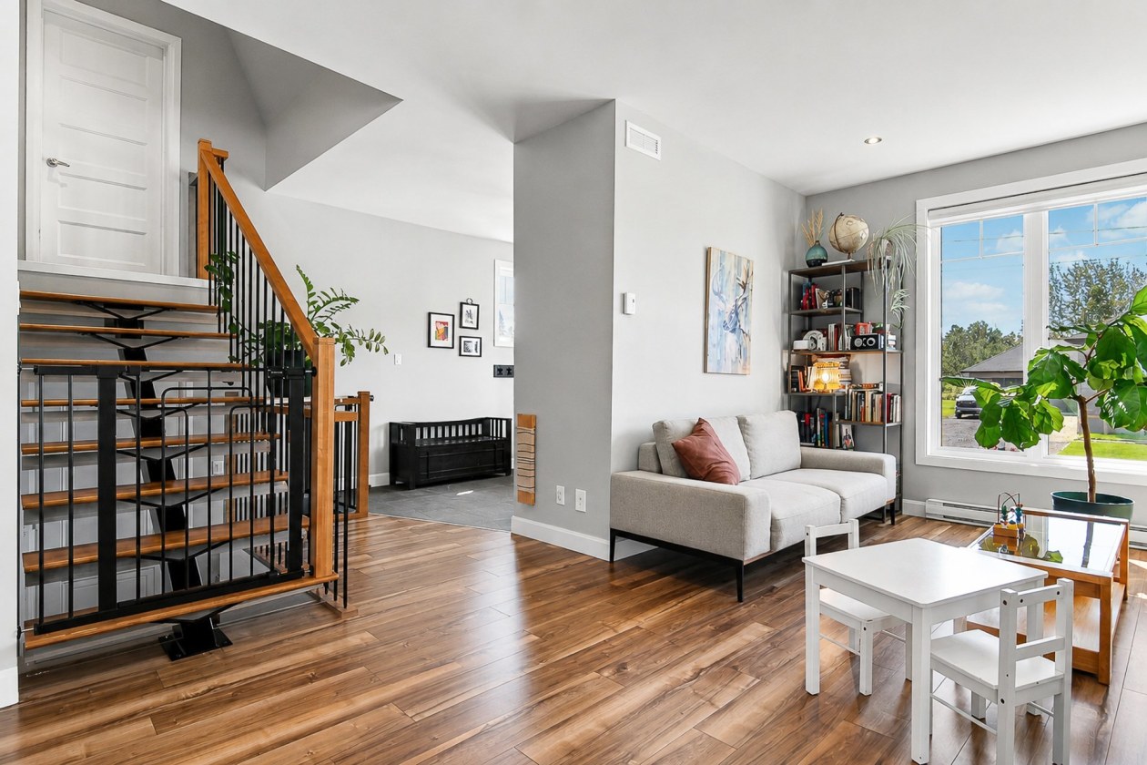 Salon — 1060, Rue des Grands-Jardins, Saint-Honoré, G0V1L0, Saint-Honoré