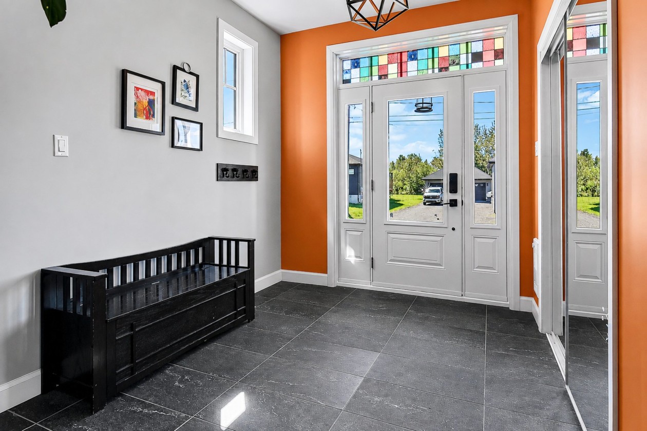 Hall d'entrée — 1060, Rue des Grands-Jardins, Saint-Honoré, G0V1L0, Saint-Honoré