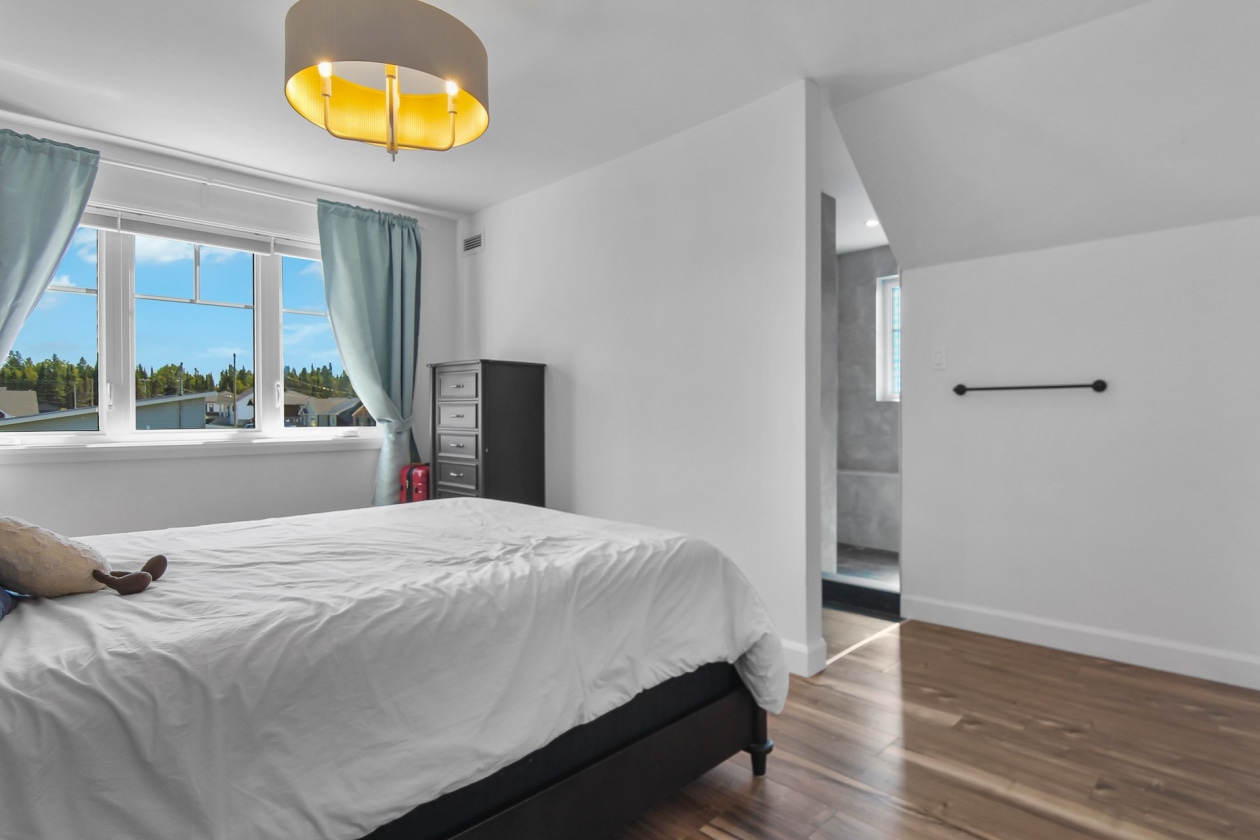 Chambre à coucher — 1060, Rue des Grands-Jardins, Saint-Honoré, G0V1L0, Saint-Honoré