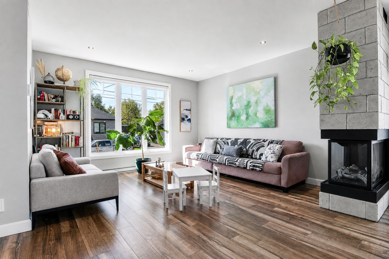 Salon — 1060, Rue des Grands-Jardins, Saint-Honoré, G0V1L0, Saint-Honoré