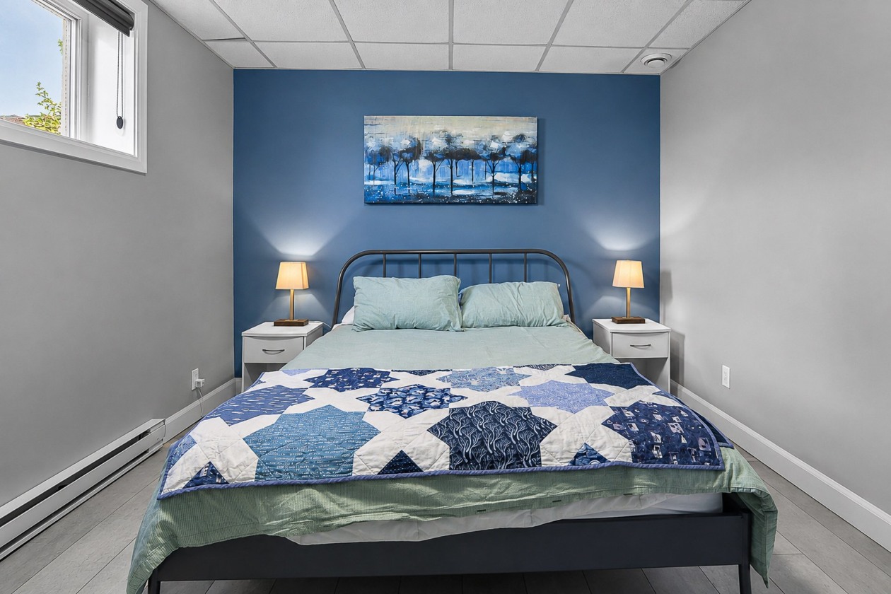 Chambre à coucher — 1060, Rue des Grands-Jardins, Saint-Honoré, G0V1L0, Saint-Honoré