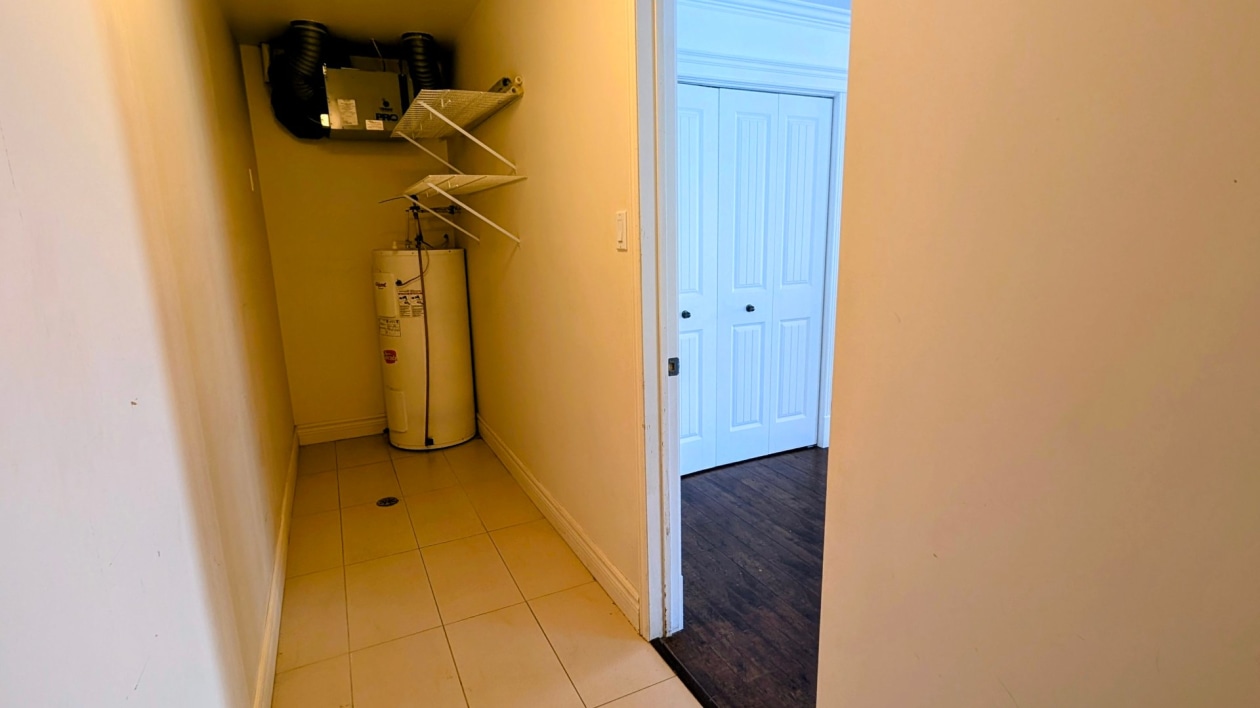 Rangement — 1187, Boul. du Loiret, Québec (Charlesbourg ), G2L0B1, Québec (Charlesbourg )
